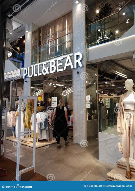 Pull&Bear stores worldwide